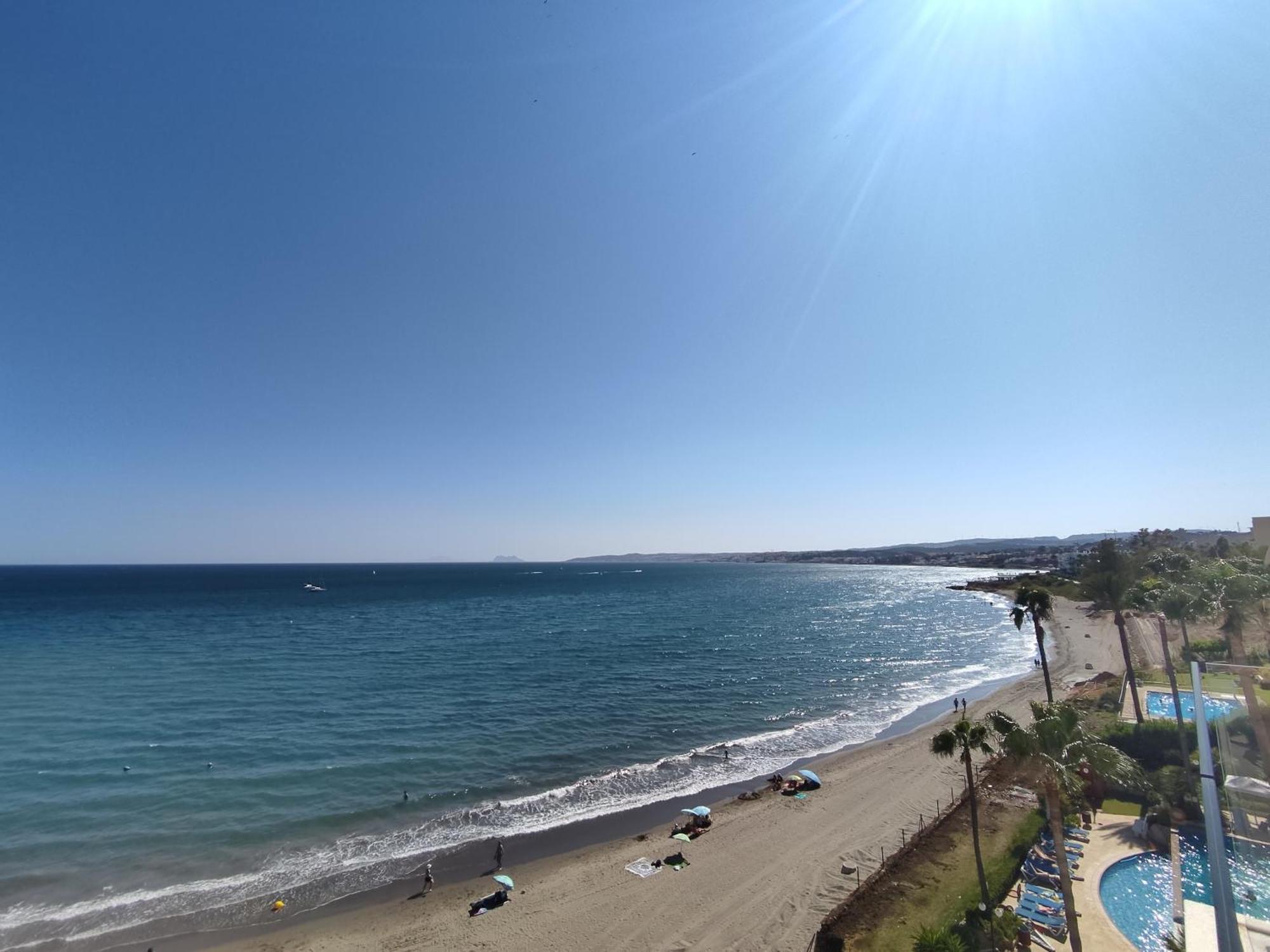 Front Sea View Penthouse Apartment Estepona Bagian luar foto
