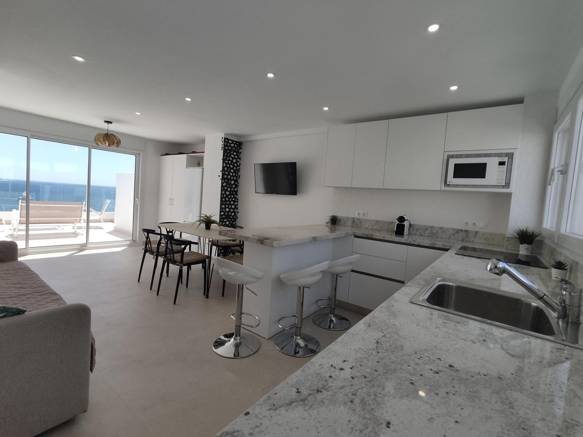 Front Sea View Penthouse Apartment Estepona Bagian luar foto